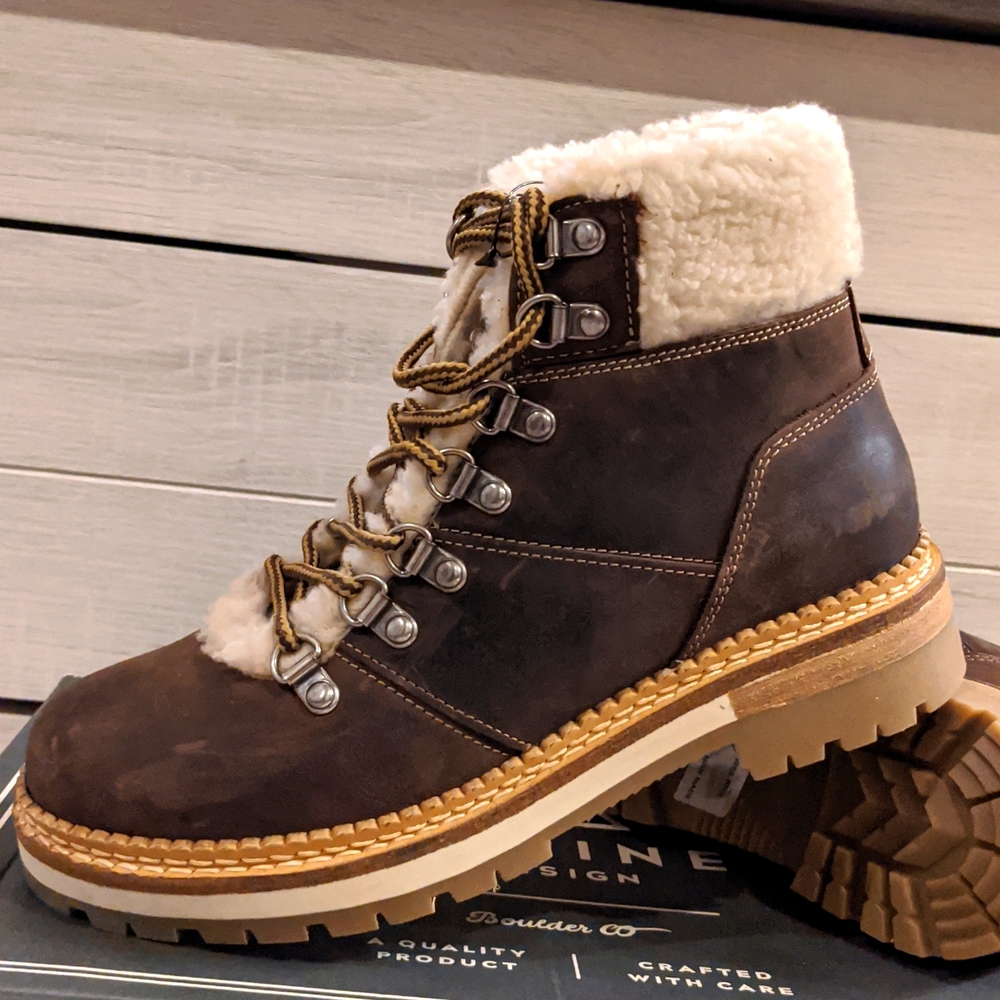 Alpine Casual Boots